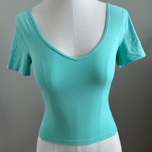 Lululemon Align Tee Cropped Size 2 WLDM Wild Mint